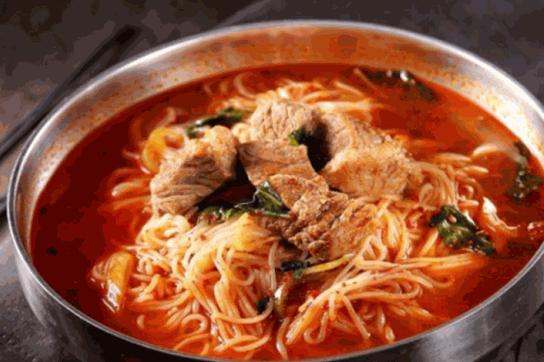 香满桥牛肉米线